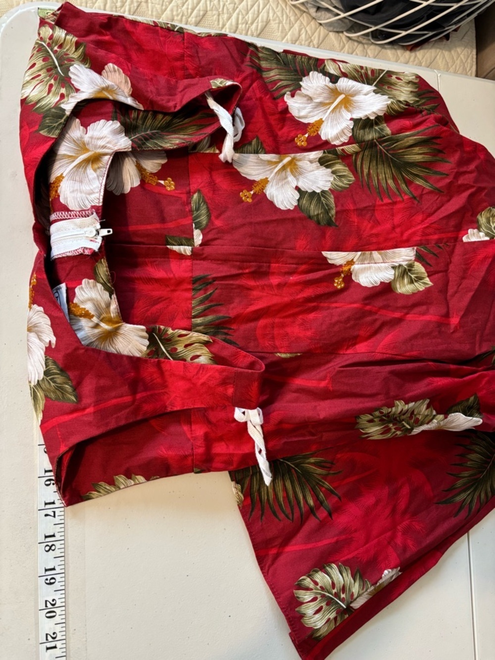 Vintage Hawaiian Dress Floral Size Medium Hibiscus Red Sleeveless Travel Island - Picture 8 of 8